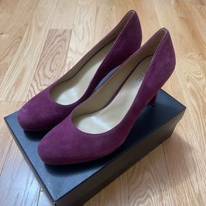 Naturalized Purple Heels